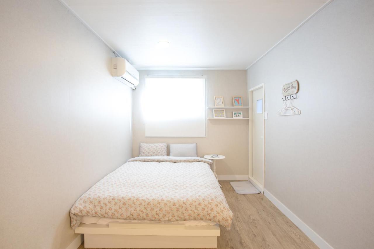 Hostel Vanilla 1 Dongdaemun Seúl Habitación foto